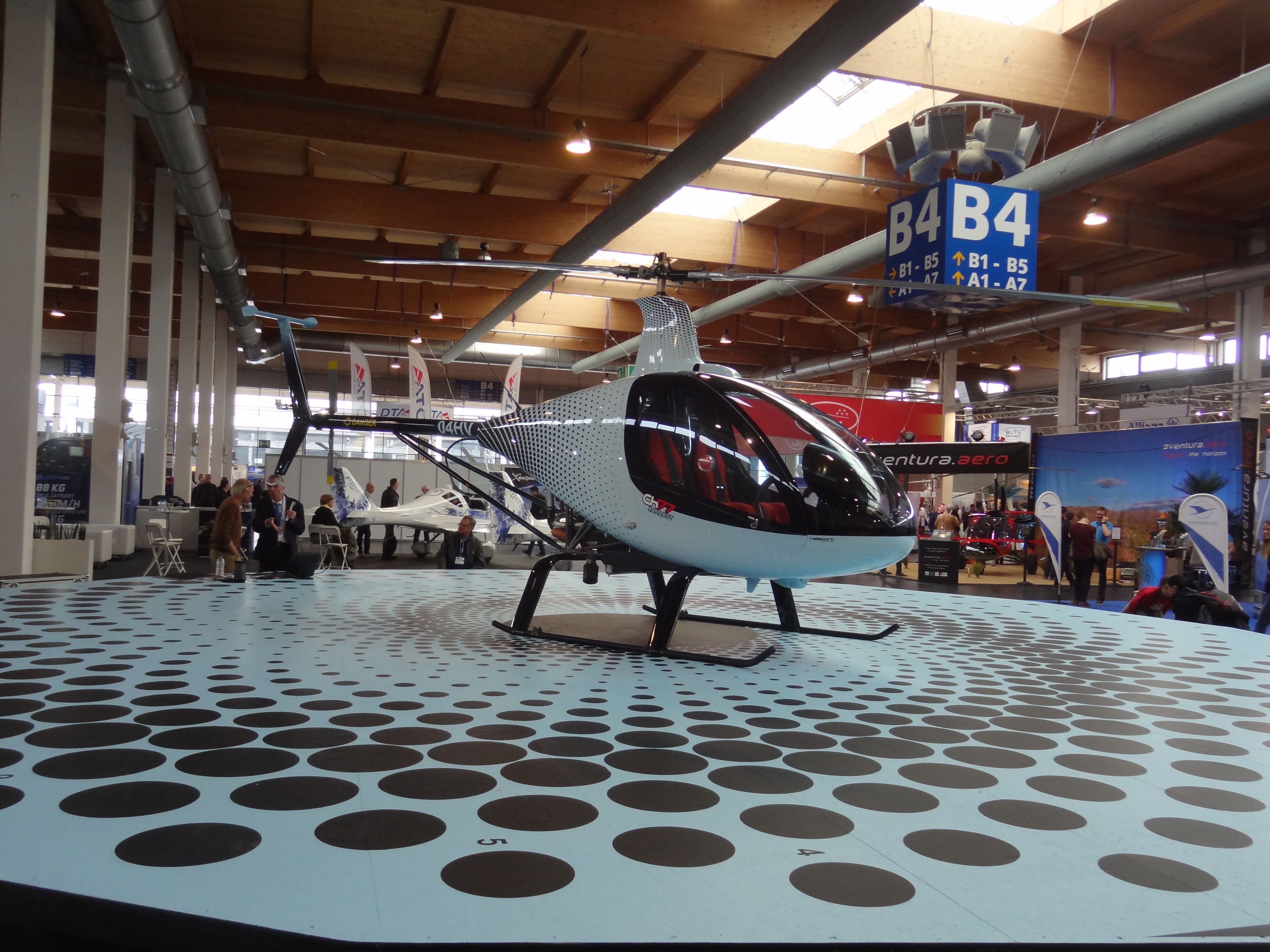 CH77 microlight helicopter - RANABOT